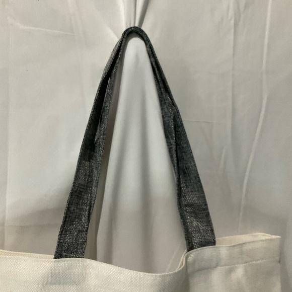 SALE $15 Scary Movie Collaboration Tote Bag 15 X 18 X 5, Gray Heathered Bottom - Picture 3 of 8